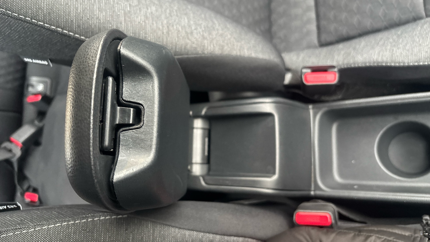 Used Toyota Yaris 2022 for sale - 77260766: Photo 31