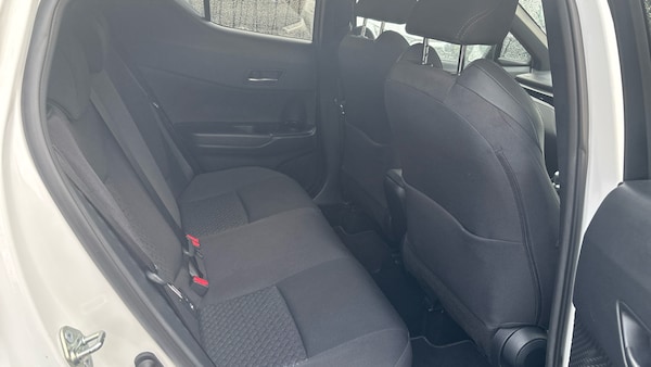 Used Toyota C-HR 2023 for sale - 76234638: Photo 12