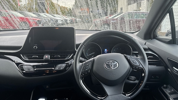 Used Toyota C-HR 2023 for sale - 76234638: Photo 6