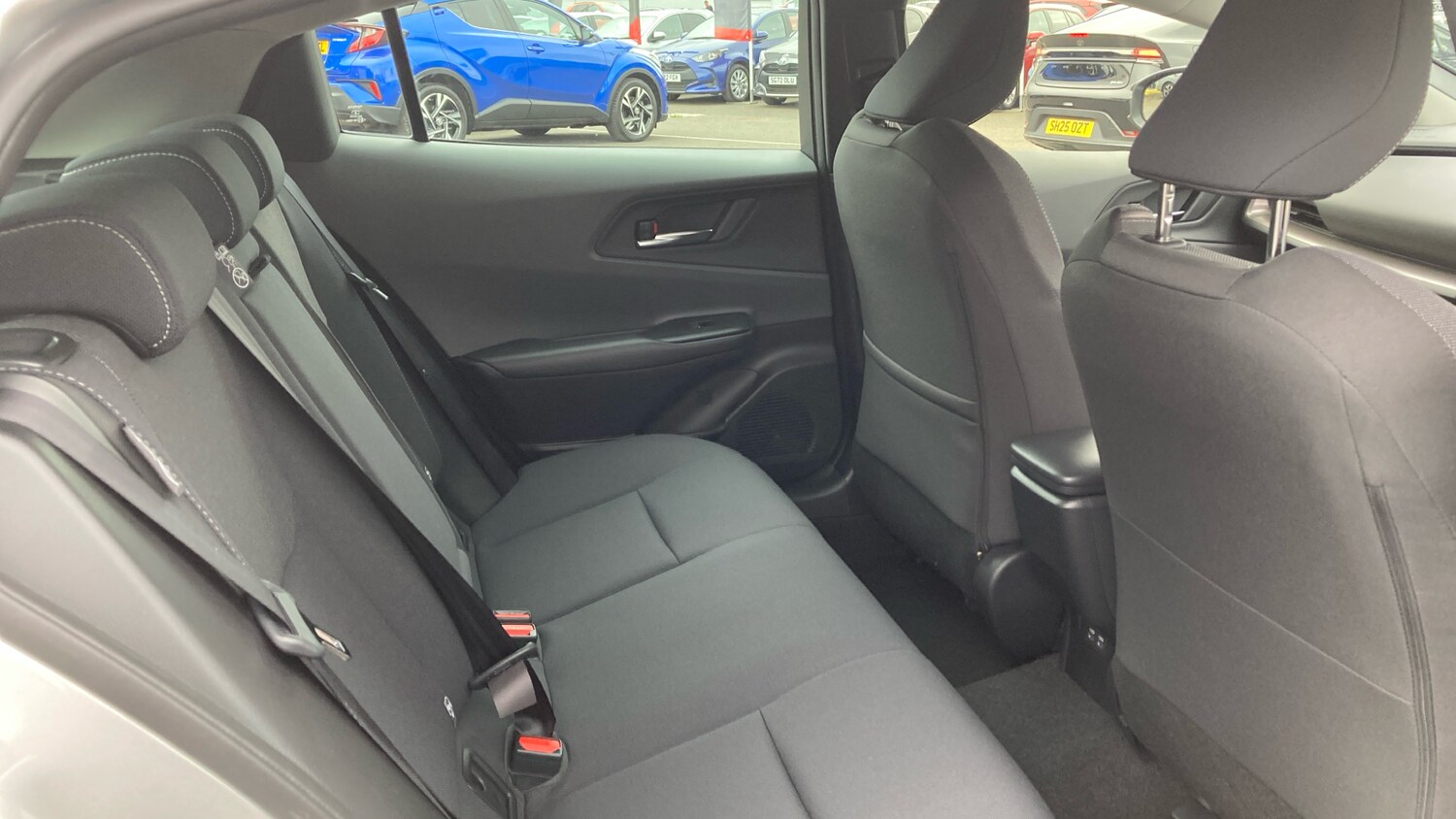 Used Toyota Prius 2025 for sale - 77707378: Photo 12