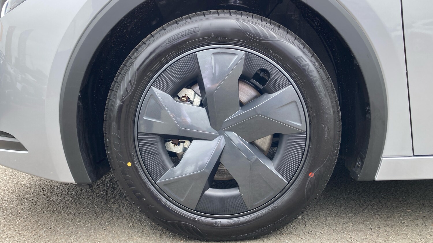 Used Toyota Prius 2025 for sale - 77707378: Photo 18