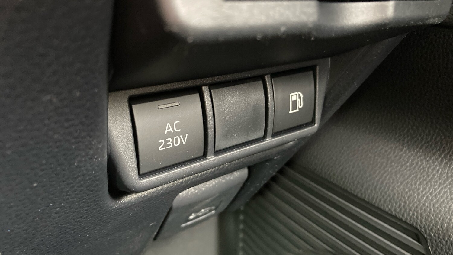 Used Toyota Prius 2025 for sale - 77707378: Photo 29