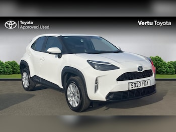 Used Toyota Yaris Cross 2023 for sale - 79137568: Photo