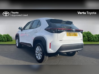 Used Toyota Yaris Cross 2023 for sale - 79137568: Photo