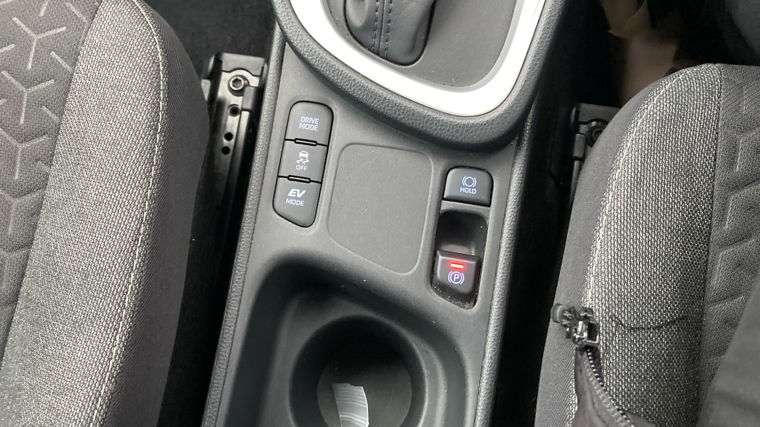 Used Toyota Yaris Cross 2023 for sale - 76719166: Photo 37