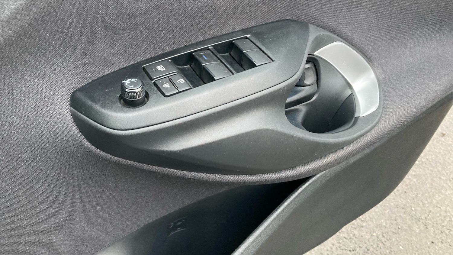 Used Toyota Yaris Cross 2023 for sale - 76719166: Photo 38