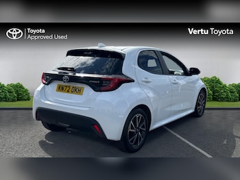 Used Toyota Yaris 2022 for sale - 79491855: Photo