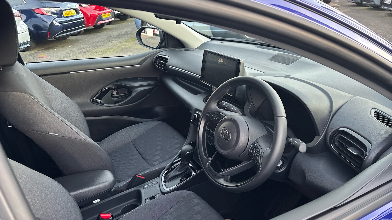 Used Toyota Yaris 2025 for sale - 77813299: Photo 11