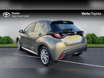 Used Toyota Yaris 2022 for sale - 76719173: Photo