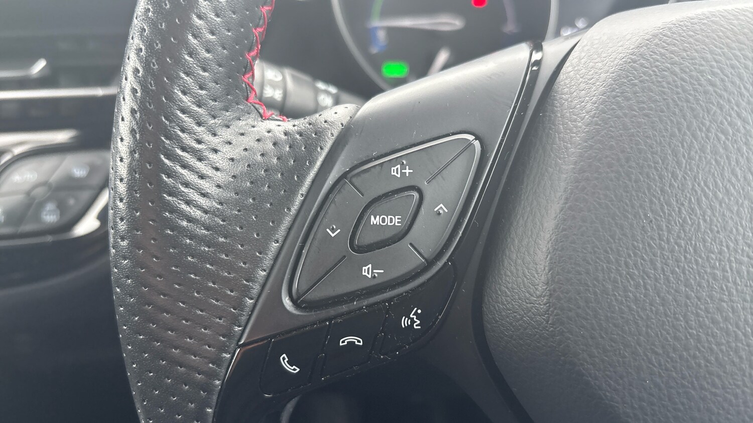 Used Toyota C-HR 2021 for sale - 78064337: Photo 33