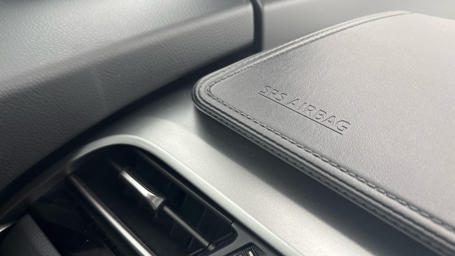 Used Toyota C-HR 2021 for sale - 78064337: Photo 40