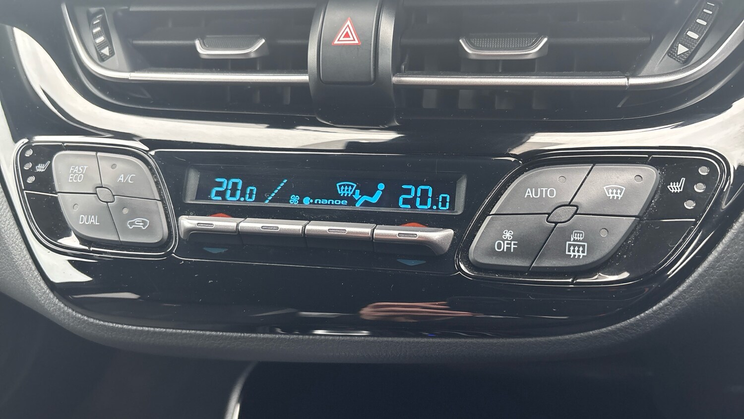 Used Toyota C-HR 2021 for sale - 78064337: Photo 41