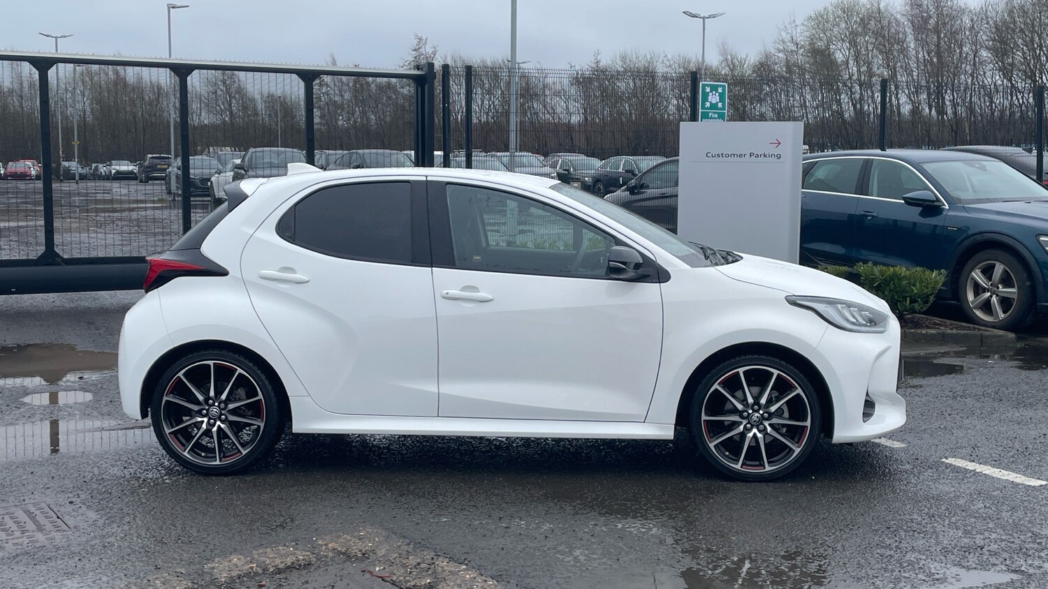 Used Toyota Yaris 2023 for sale - 77983911: Photo 16