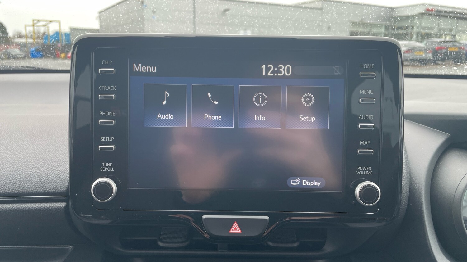 Used Toyota Yaris 2023 for sale - 77983911: Photo 29