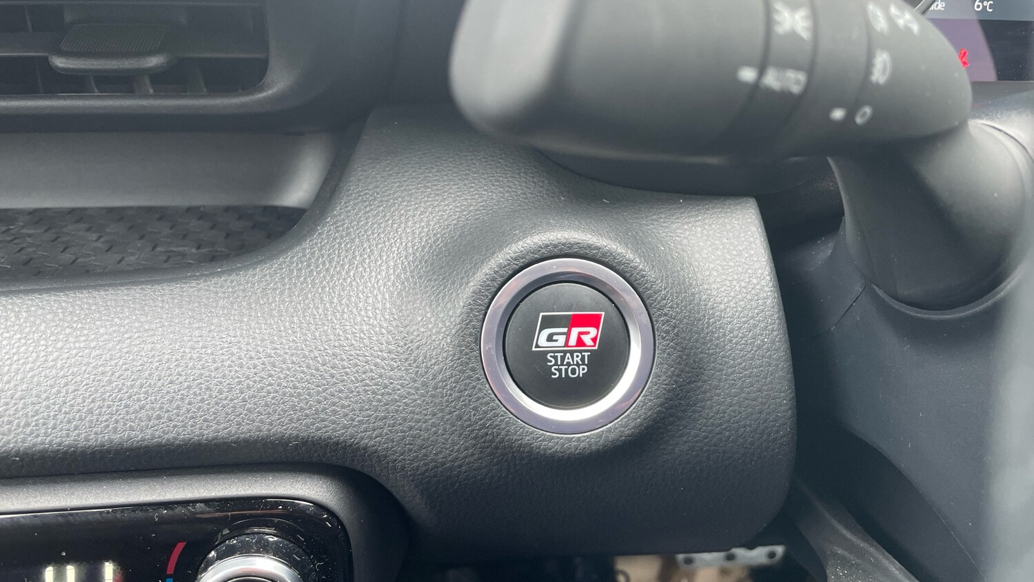 Used Toyota Yaris 2023 for sale - 77983911: Photo 35