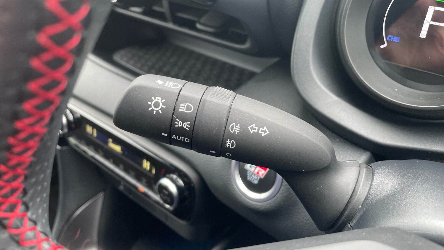 Used Toyota Yaris 2023 for sale - 77983911: Photo 36