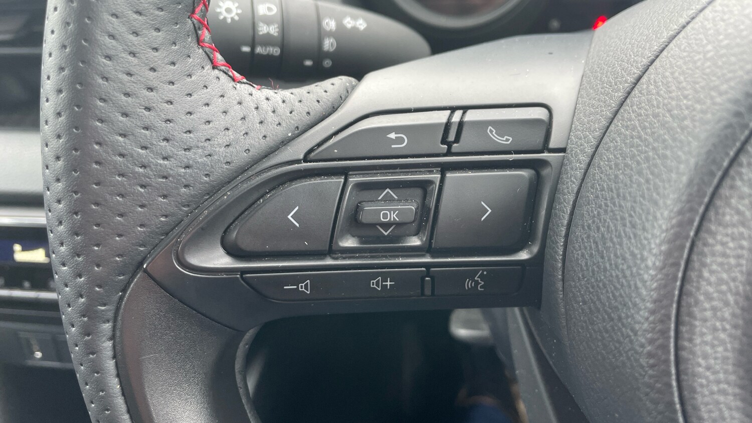 Used Toyota Yaris 2023 for sale - 77983911: Photo 38