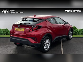 Used Toyota C-HR 2023 for sale - 77931582: Photo