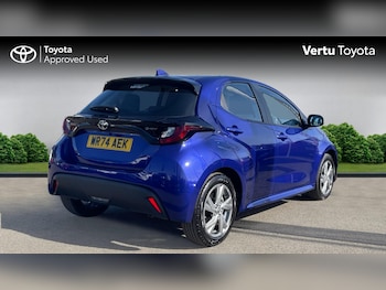 Used Toyota Yaris 2024 for sale - 78331819: Photo
