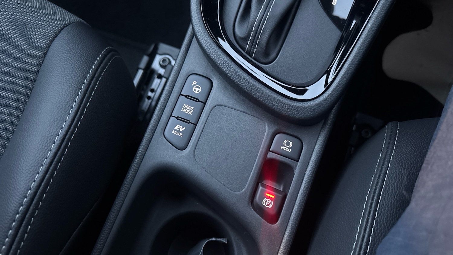 Used Toyota Yaris Cross 2025 for sale - 77136822: Photo 44