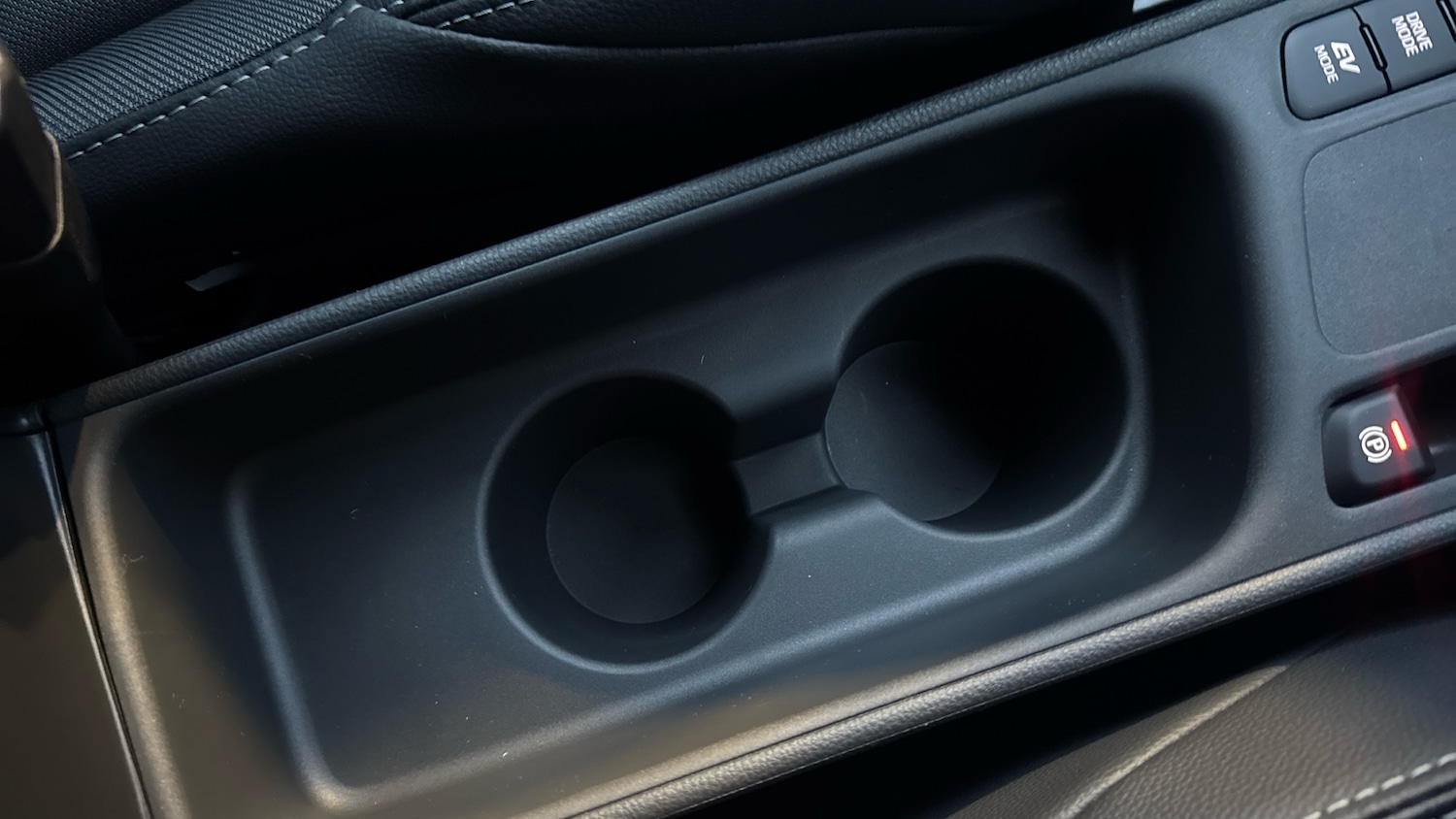 Used Toyota Yaris Cross 2025 for sale - 77136822: Photo 46