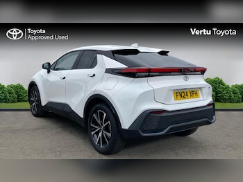 Used Toyota C-HR 2024 for sale - 78627979: Photo