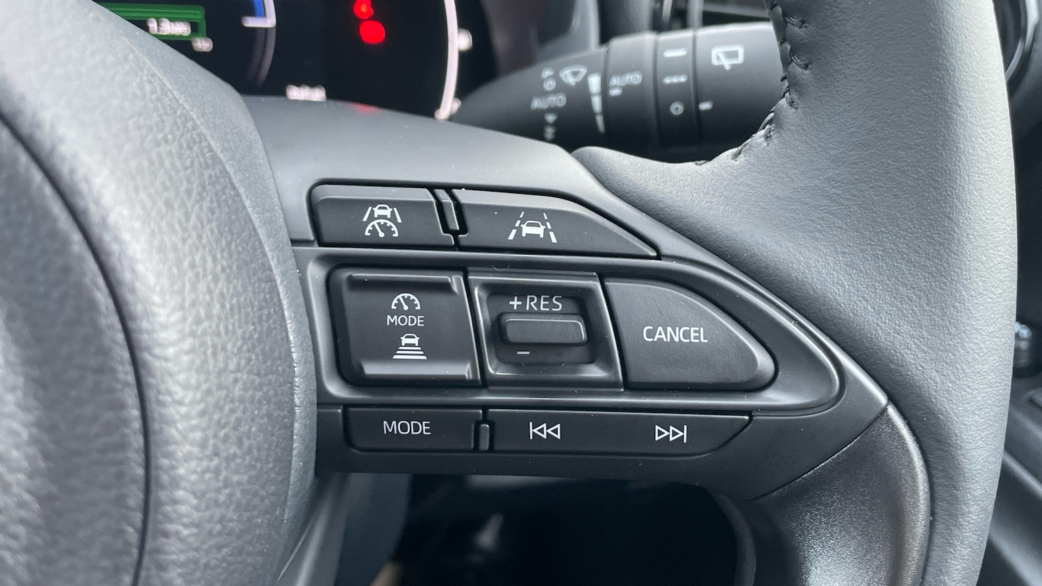 Used Toyota Yaris Cross 2025 for sale - 77136828: Photo 38