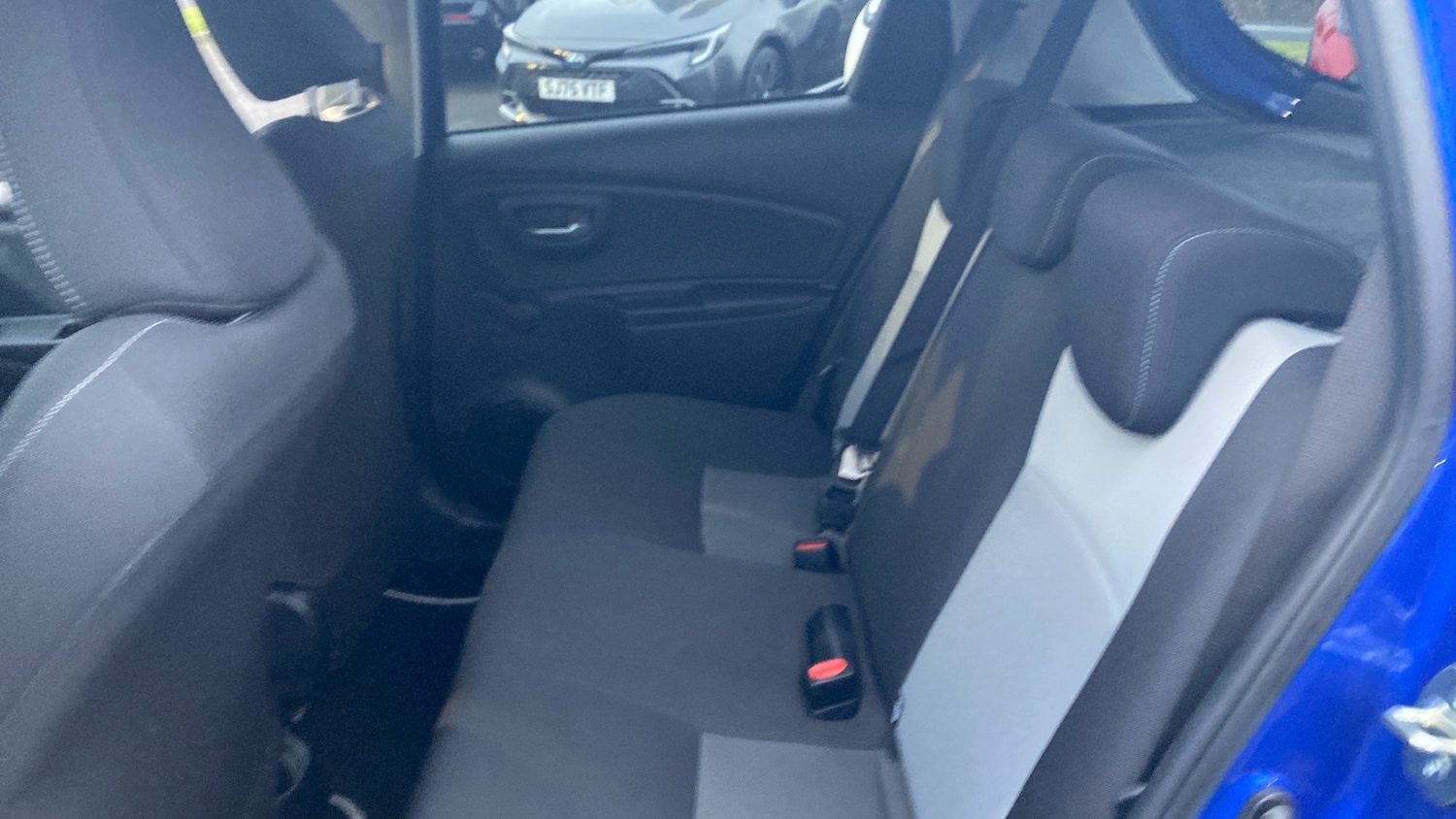 Used Toyota Yaris 2017 for sale - 76830561: Photo 12