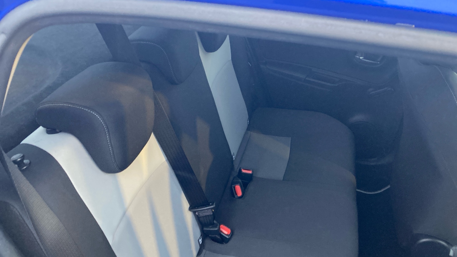 Used Toyota Yaris 2017 for sale - 76830561: Photo 13