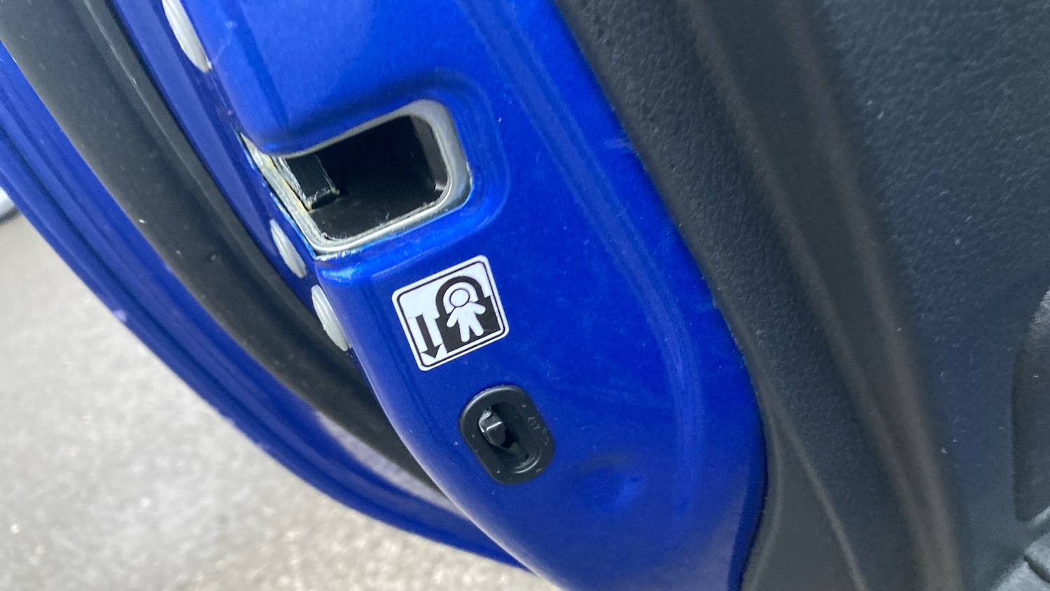 Used Toyota Yaris 2017 for sale - 76830561: Photo 22