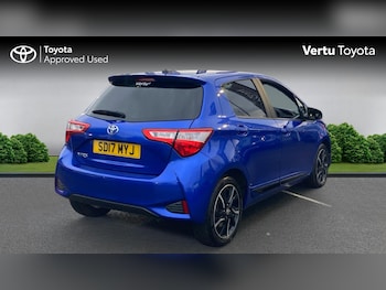 Used Toyota Yaris 2017 for sale - 76830561: Photo