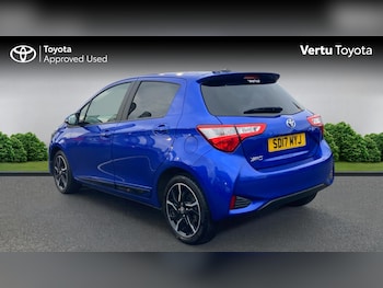 Used Toyota Yaris 2017 for sale - 76830561: Photo