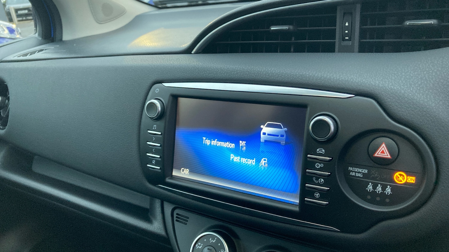 Used Toyota Yaris 2017 for sale - 76830561: Photo 7