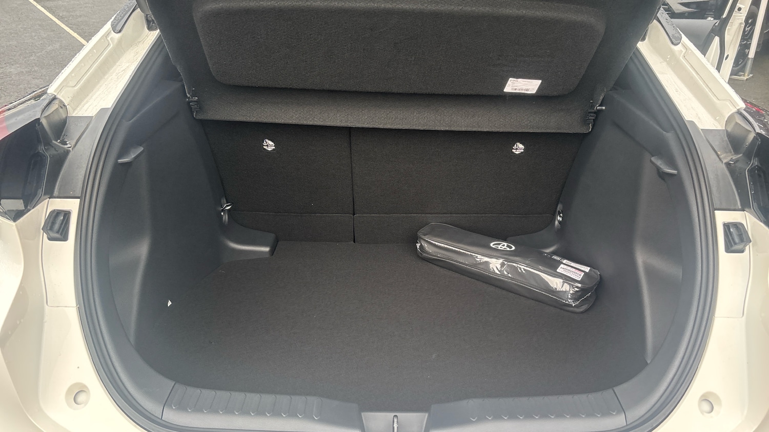 Used Toyota C-HR 2025 for sale - 76796801: Photo 14