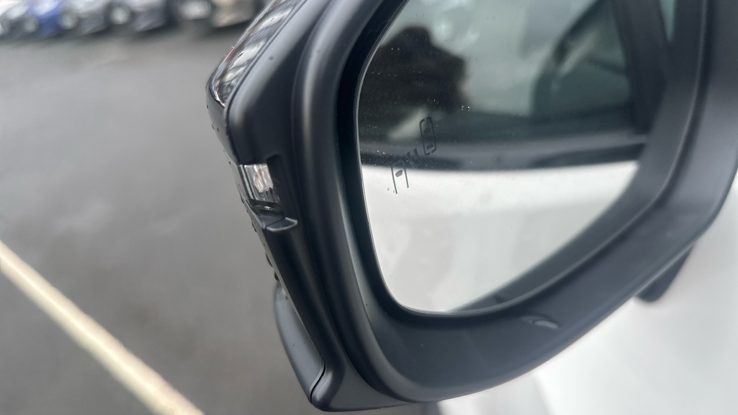 Used Toyota C-HR 2025 for sale - 76796801: Photo 26