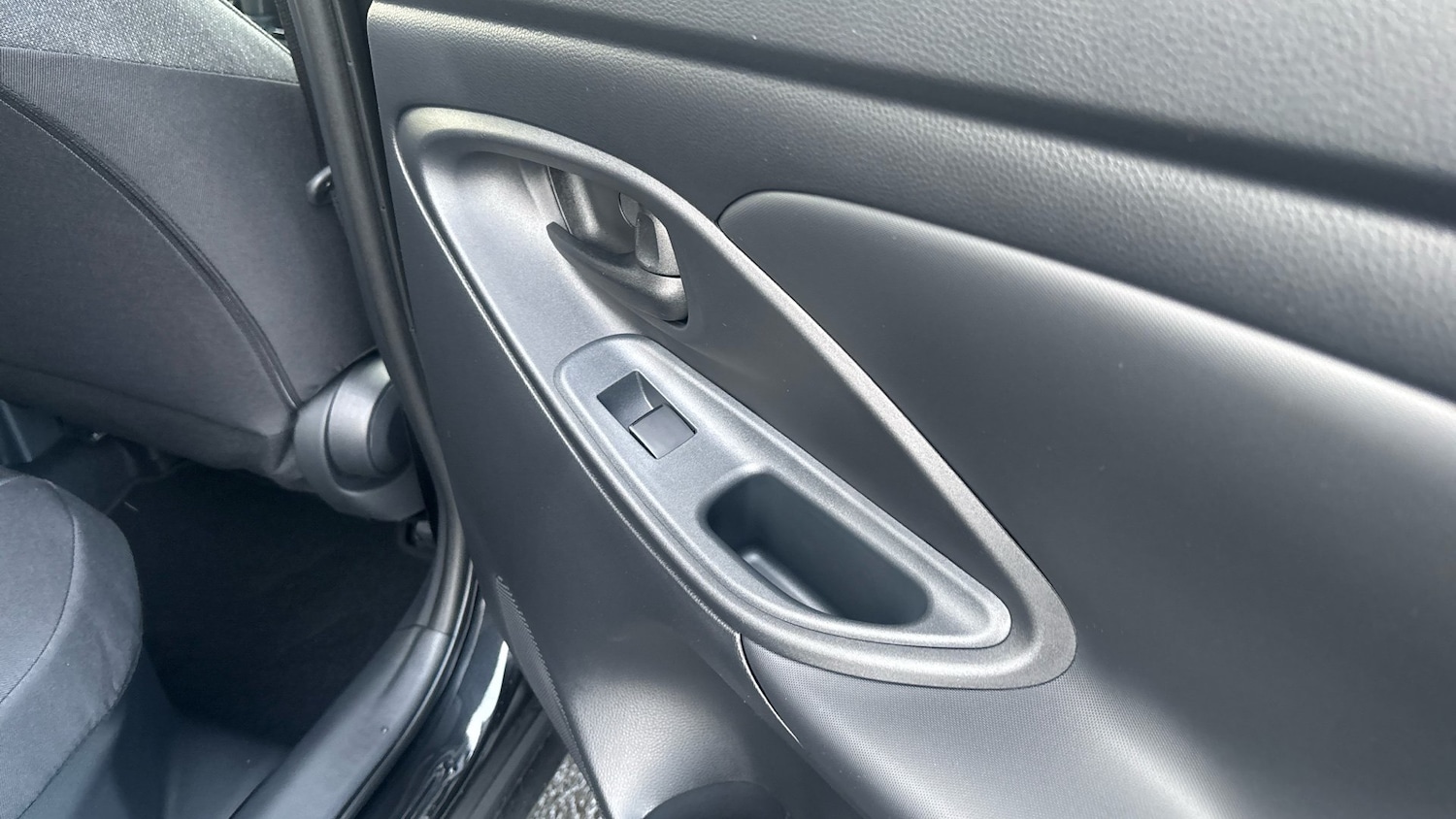 Used Toyota Yaris Cross 2025 for sale - 77233949: Photo 35