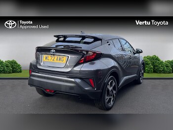 Used Toyota C-HR 2023 for sale - 77847602: Photo