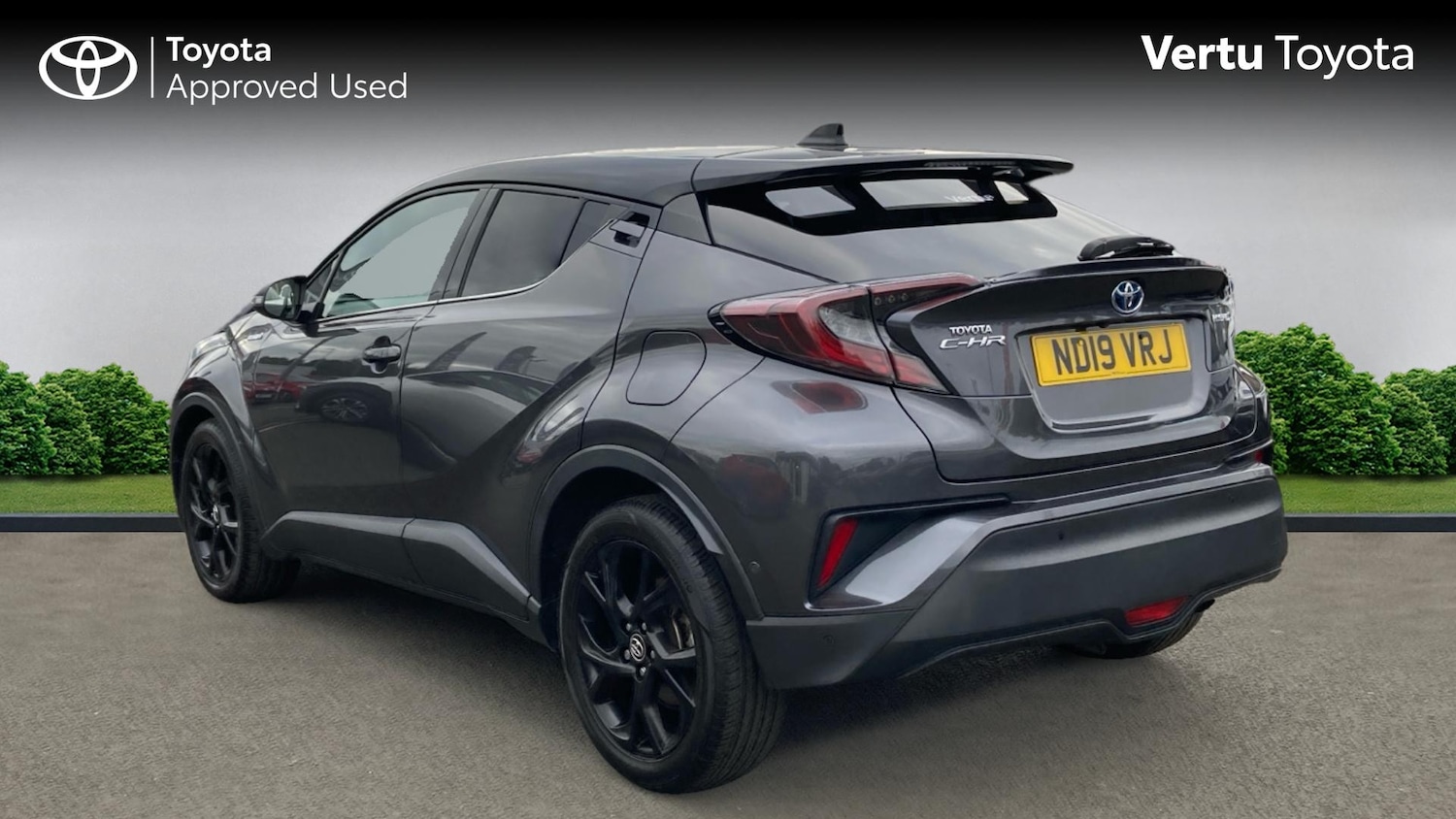 Used Toyota C-HR 2019 for sale - 76170642: Photo 4