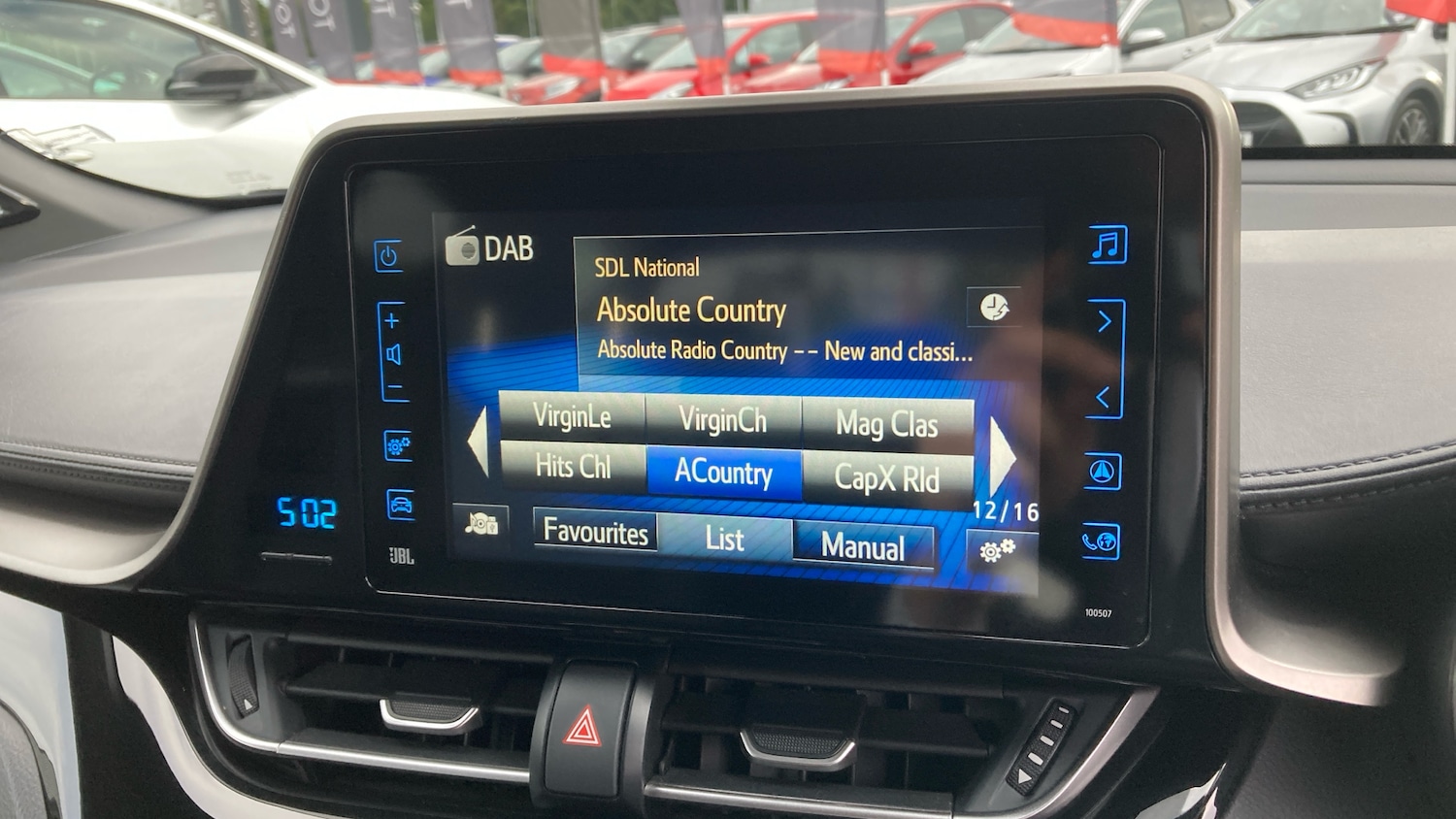 Used Toyota C-HR 2019 for sale - 76170642: Photo 7