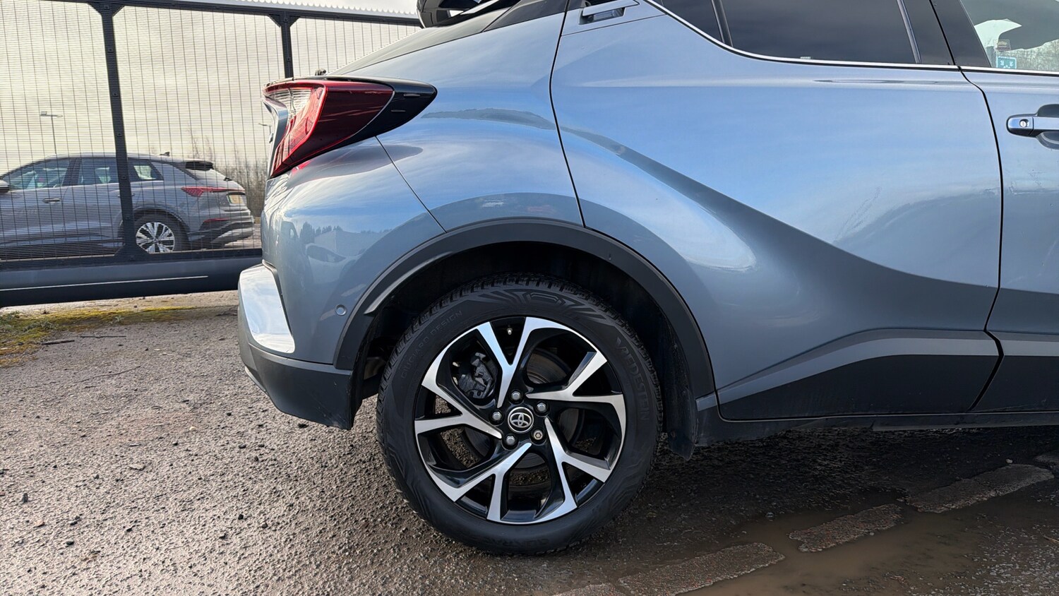 Used Toyota C-HR 2020 for sale - 78212223: Photo 18