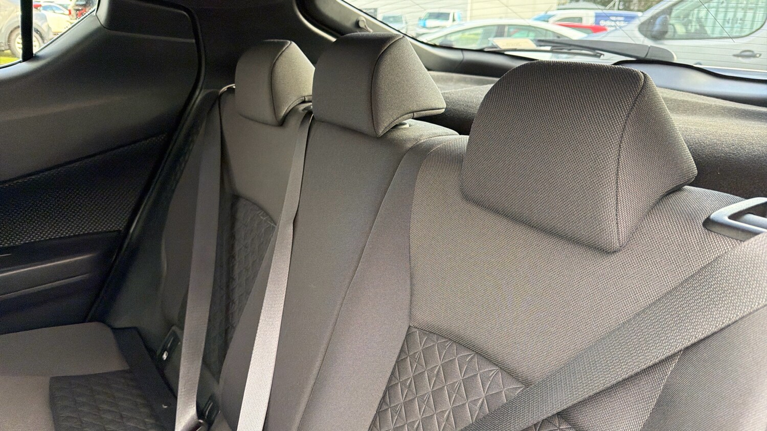 Used Toyota C-HR 2020 for sale - 78212223: Photo 25