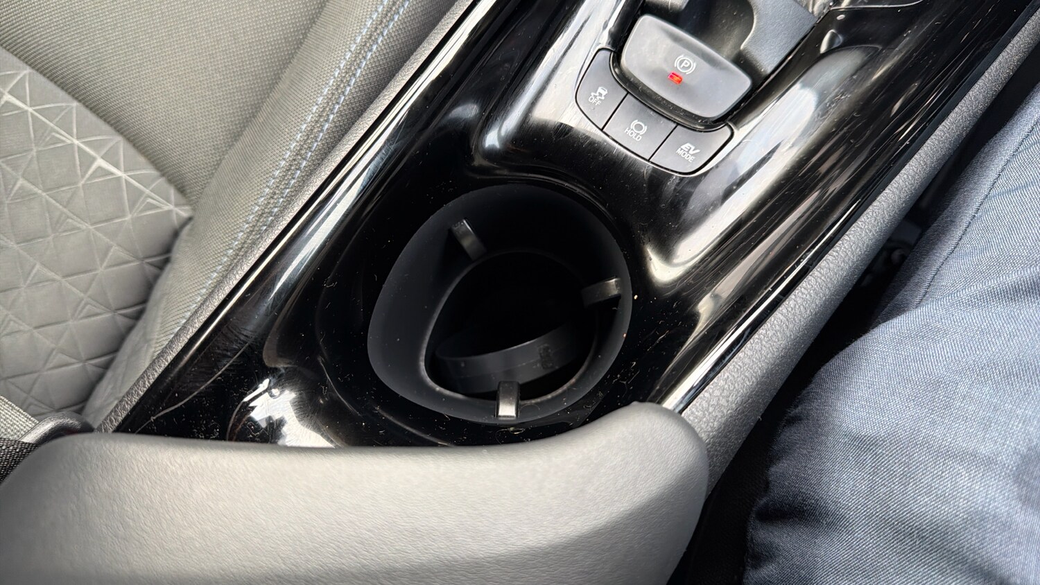 Used Toyota C-HR 2020 for sale - 78212223: Photo 46