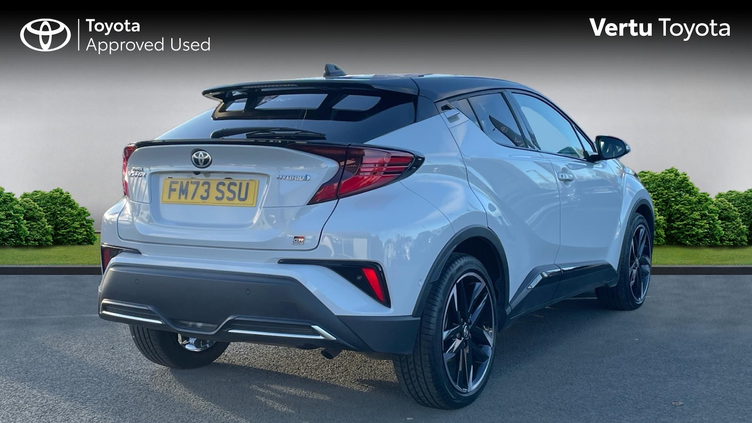 Used Toyota C-HR 2023 for sale - 76612523: Photo 2