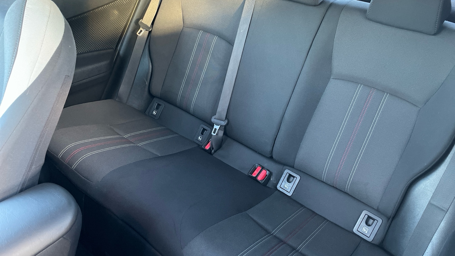 Used Toyota C-HR 2023 for sale - 76612523: Photo 24