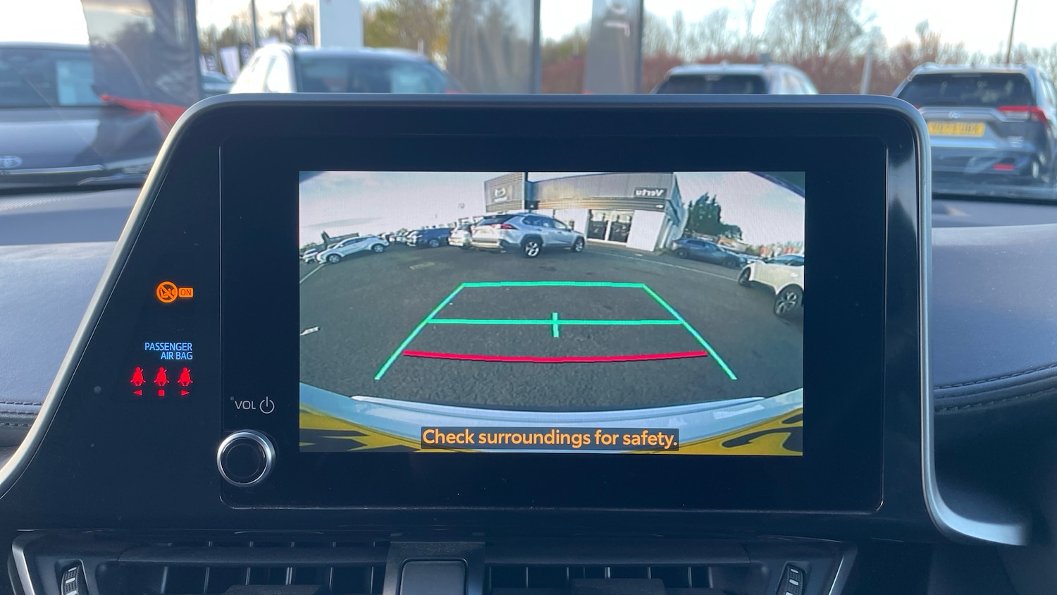 Used Toyota C-HR 2023 for sale - 76612523: Photo 31