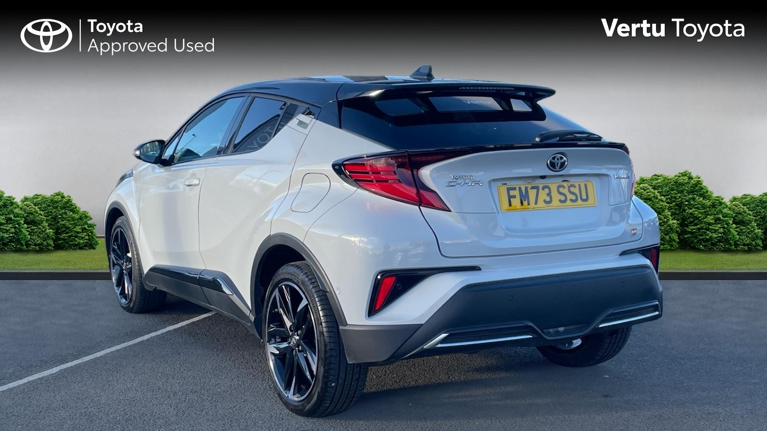 Used Toyota C-HR 2023 for sale - 76612523: Photo 4