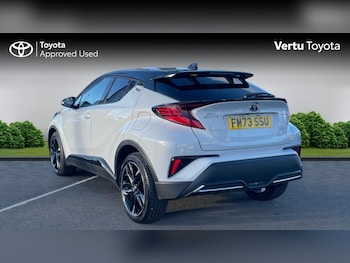 Used Toyota C-HR 2023 for sale - 76612523: Photo
