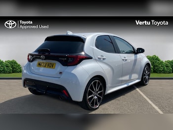 Used Toyota Yaris 2023 for sale - 79196159: Photo