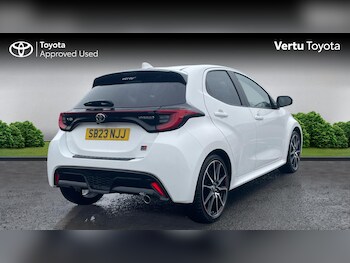 Used Toyota Yaris 2023 for sale - 77813327: Photo