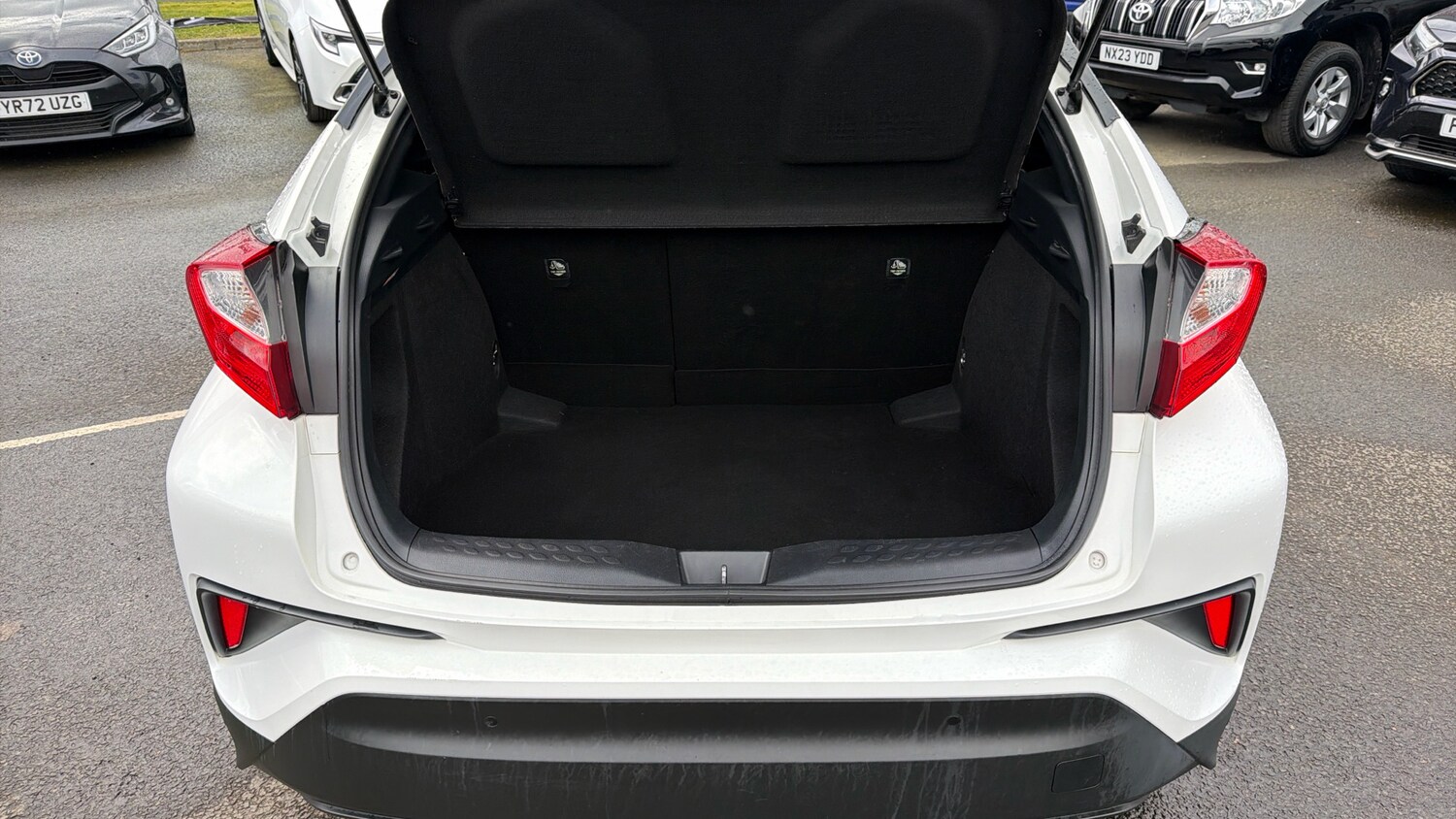 Used Toyota C-HR 2019 for sale - 78078037: Photo 14